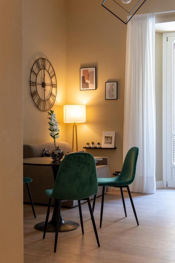 Palazzo Nana Suites & Apartments Napoli Bagian luar foto